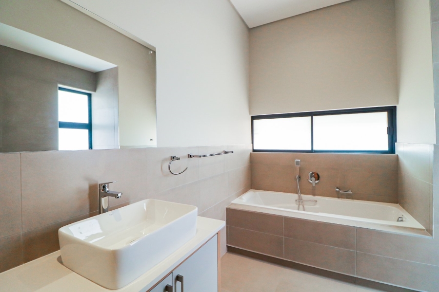 3 Bedroom Property for Sale in Wild Olive Estate Free State